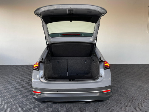 Volkswagen Nivus Highline 1.0 200 TSI Flex Aut.