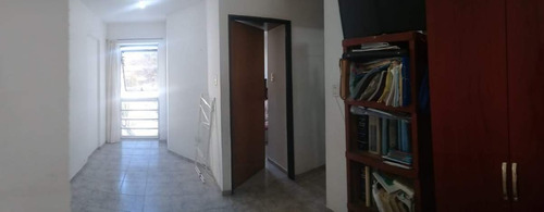 Vendo Departamento Un Dormitorio Alberdi S/ Av.colon -rec Mayor