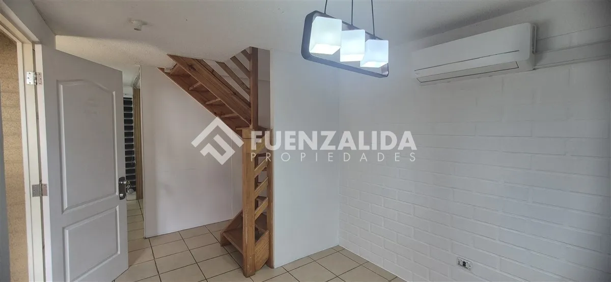 Imagen 3 de 22 de Casa En Venta De 3 Dorm. En Buín