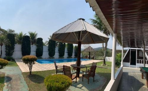 Imagem 6 de 14 de Chácara Com Piscina Em Miracatu