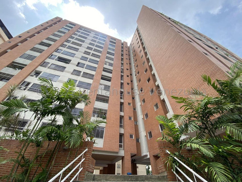 Se Vende Espectacular Apartamento En Lomas Del Avila #24-5655 Pm