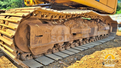 Imagem 11 de 14 de Escavadeira Hidráulica Case Cx220b