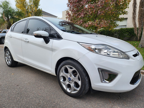 Ford Fiesta Kinetic 1.6 Design 120cv Titanium
