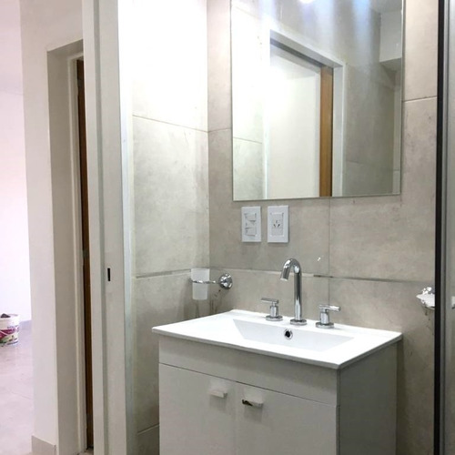 Imagen 8 de 16 de Venta/permuta Departamento 2 Amb En Pb Al Frente A Estrenar!