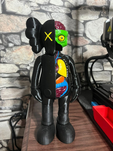 Kaws Zombie 20 Cm De Alto