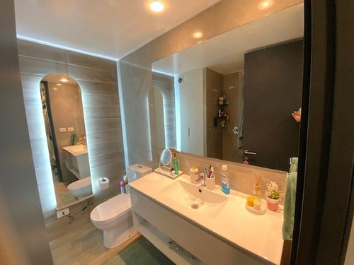 Departamento En Venta De 2 Dorm. En Ñuñoa