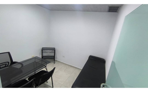Consultorio En La Clinica Victoria - Maturin Al02-2280sc-icar