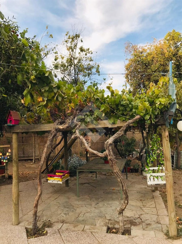 Casa En Venta De 4 Dorm. En San José De Maipo