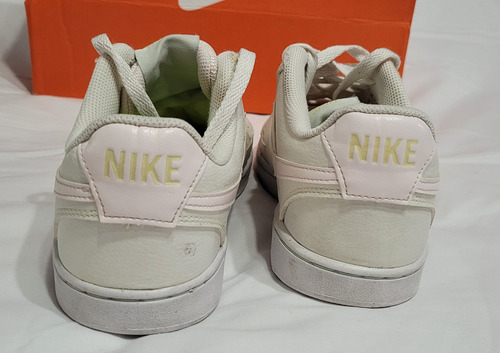Zapatillas Nike Blancas Mujer Con Pipa Rosa Muy Buen Estado (Usado)