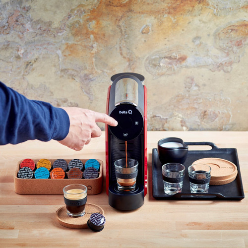 Máquina Cafeteira Capsulas Café Expresso Delta Q Mini Qool Cor Vermelha Voltagem 110v