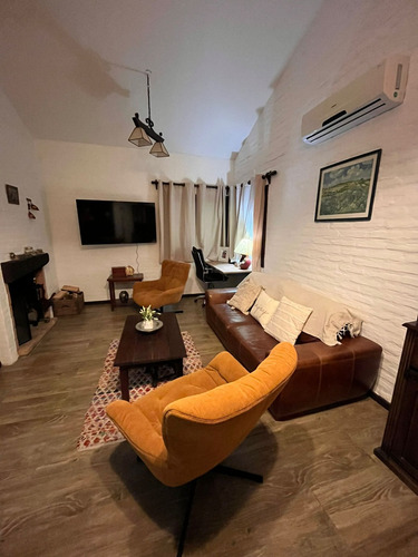 Casa En Playa Hermosa Con Piscina Climatizada Para 8 Personas.