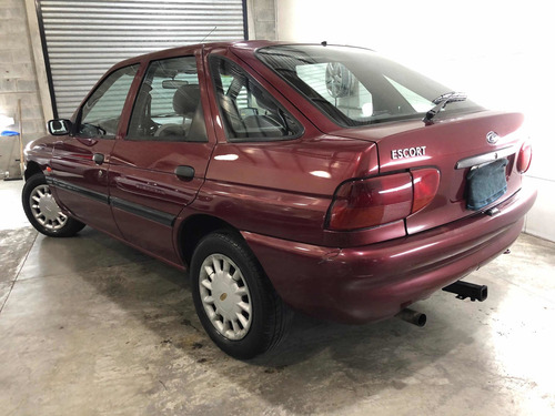 Ford Escort 1998 1.8 Clx