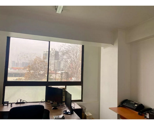 Oficina Remodelada En Edificio Bellavista - Rpm Consulting