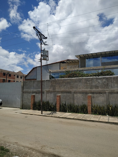 Johana Lazaro Vende Galpón En Guacara Edo Carabobo 10mts De Altura ( Solo Clientes )