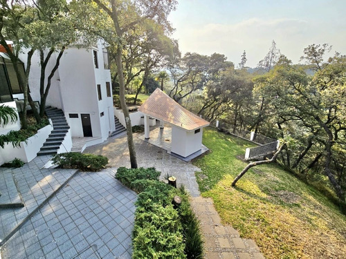 Vendo Casa Minimalista De Holgada Amplitud Colindando A Reserva Ecologica