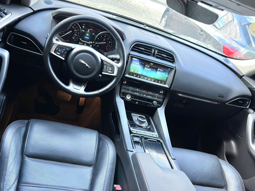 Jaguar F-PACE 2.0 16V INGENIUM PRESTIGE AWD 4P AUTOMÁTICO