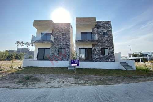 Imagen 4 de 14 de Terreno En Venta En El Club De Golf Las Cruces $880,000