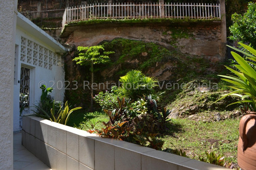 Ms: 24-3305 Vendemos Casa En El Marqués. A=582m2, 5h, 4b, 2p.