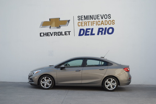 Imagen 2 de 15 de Chevrolet Cruze Lt 2018 Cuarzo