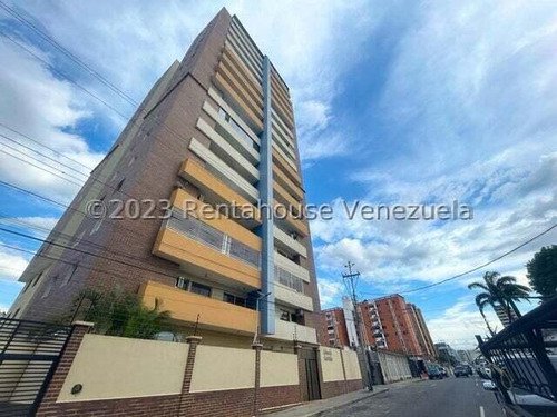 Apartamento En Venta Zona Este Barquisimeto Jrh Calle 10 24-12303