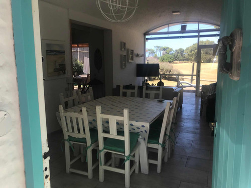 Casa Sobre El Golf