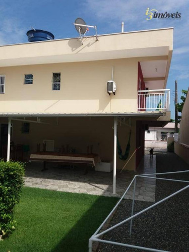 Imagem 2 de 17 de Linda Casa À Venda No Bairro Meia Pria Em Navegantes Com 1 Suíte Mais 3 Dormitórios, Pátio Amplo E Próximo Ao Mar - Ca0310