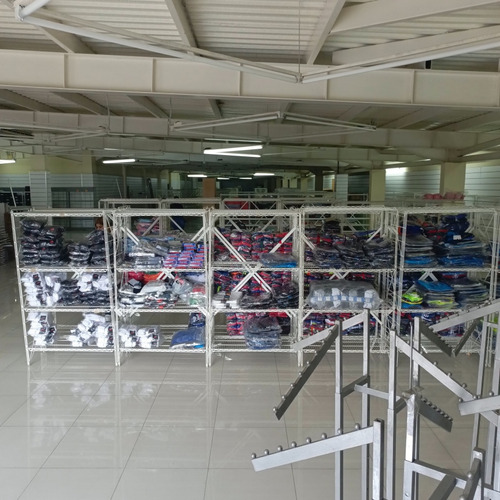 Venta - Alquiler Local En La 5ta Avenida, Centro Comercial Shoping Center