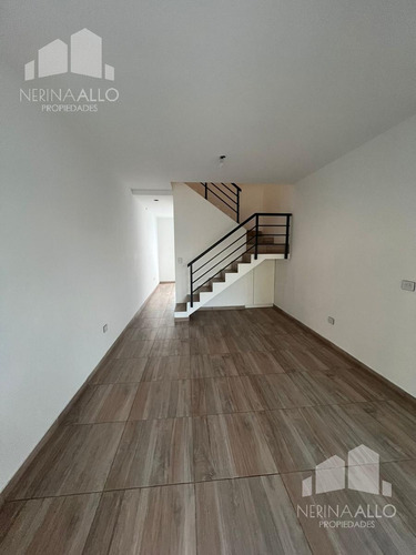 Venta Ph En Castelar Sur