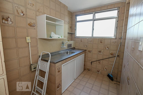 Apartamento À Venda - Irajá, 3 Quartos, 75 - S893010413