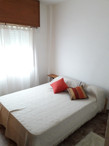 Imagen 8 de 12 de Magnifico Departamento De Dos Ambientes Amplios En Venta En Villa Gesell A Pocos Metros Del Mar