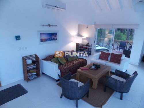 Imagen 2 de 17 de Casa En Venta - Playa Montoya
