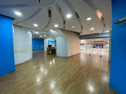 Local Comercial En Venta La Castellana Jose Carrillo Bm Mls #23-29549