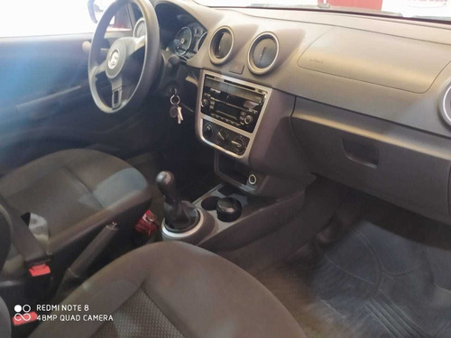 Volkswagen Voyage 1.6 Comfortline 101cv Abcp Abs 2015