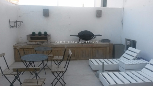 Departamento Reciclado A Pasos Del Puerto!- Ref: 1825