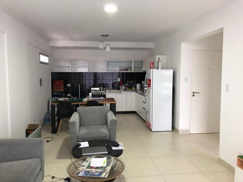 Imagen 8 de 14 de Departamento En Venta En Avellaneda Este