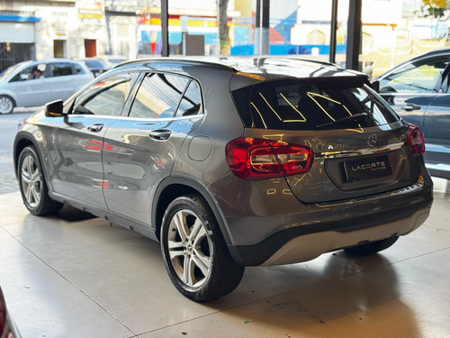 Mercedes-Benz Classe GLA 1.6 Style Turbo Flex 5p