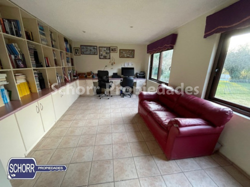 Casa En Camino A Coín En Venta, Talca
