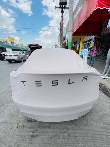Model 3 Equipo Top 2025 Tesla Model 3 Performance · Sedan ·