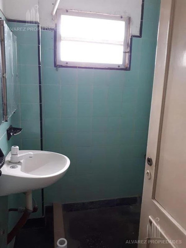 Imagen 5 de 30 de Venta En Bloque De 3 Locales Y 3 Viviendas Ituzaingo Retasado Oportunidad
