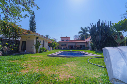 Casa En Un Nivel En Venta En Pedregal De Las Fuentes Jiutepec Morelos