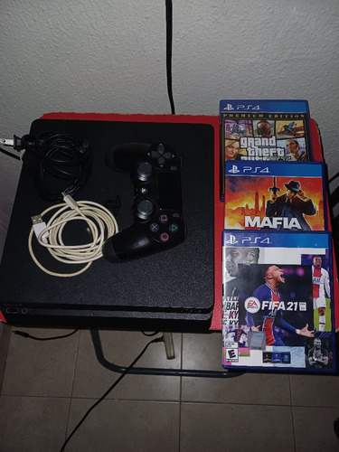 Se Vende Ps4 Slim, ¡negociable!