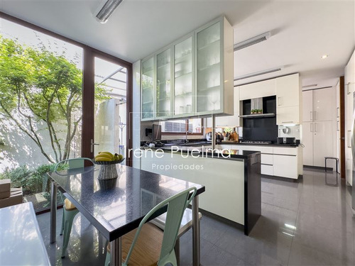 Exclusiva Casa En Condominio Camino La Posada En Las Condes