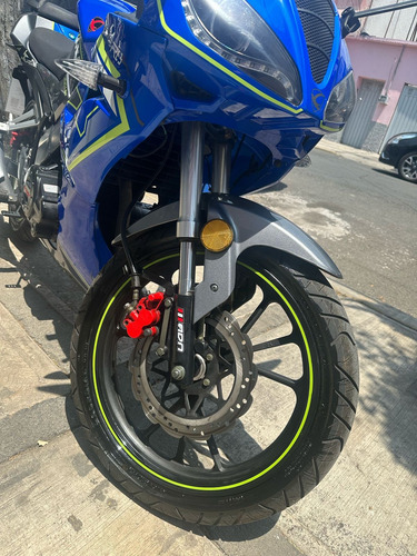 Carabela R8s 250cc