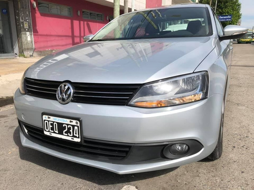 Volkswagen Vento 2.5 Advance Plus Tiptron 170cv 2014