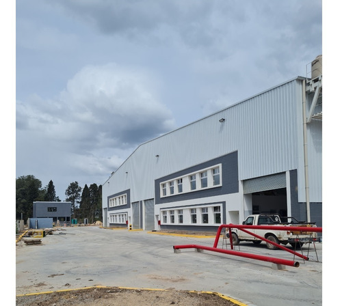 Nave Industrial 1000 M² A Estrenar