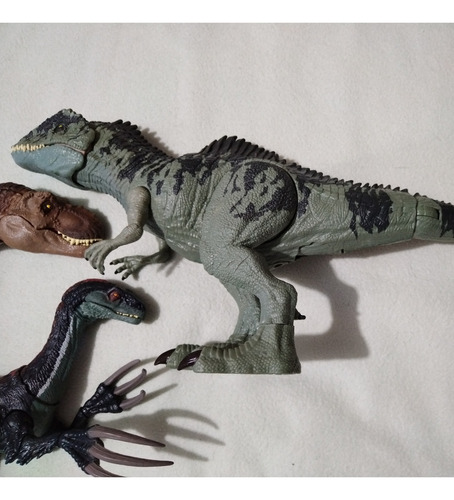 Giganotosaurus T-rex Y Theryzinosaurus Jurassic World (Usado)