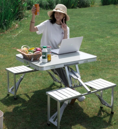 Imagen 3 de 10 de Mesa Plegable Camping Con Sillas