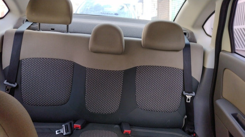 Imagem 8 de 9 de Fiat Grand Siena 2015 1.6 16v Essence Flex Dualogic 4p