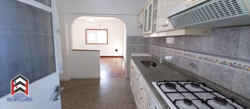 Excelente Departamento 3amb Sobre Importante Avenida