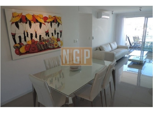 Brava, Edificio Con Piscina-ref:11581